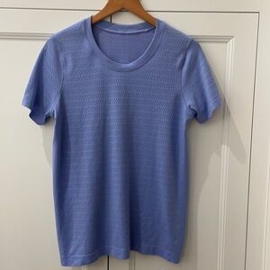 Lululemon Breeze By SS Squad Stripe? Blue Top-EUC